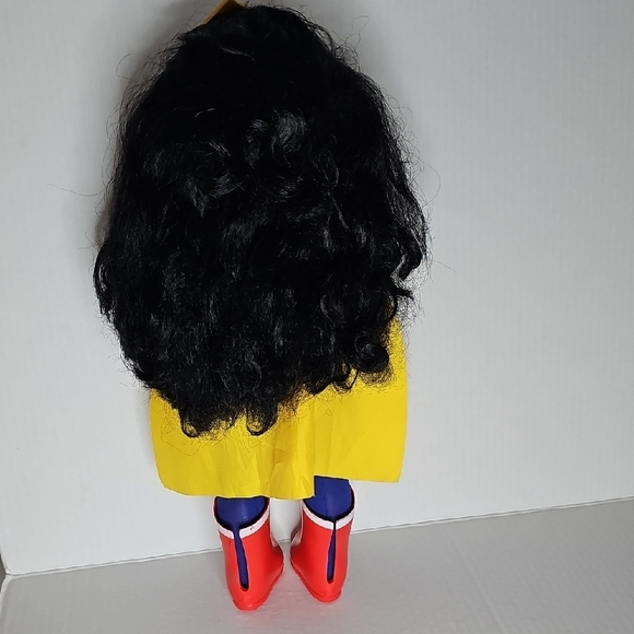 DC Comics Wonder Superhero Doll - Picture 3 of 5